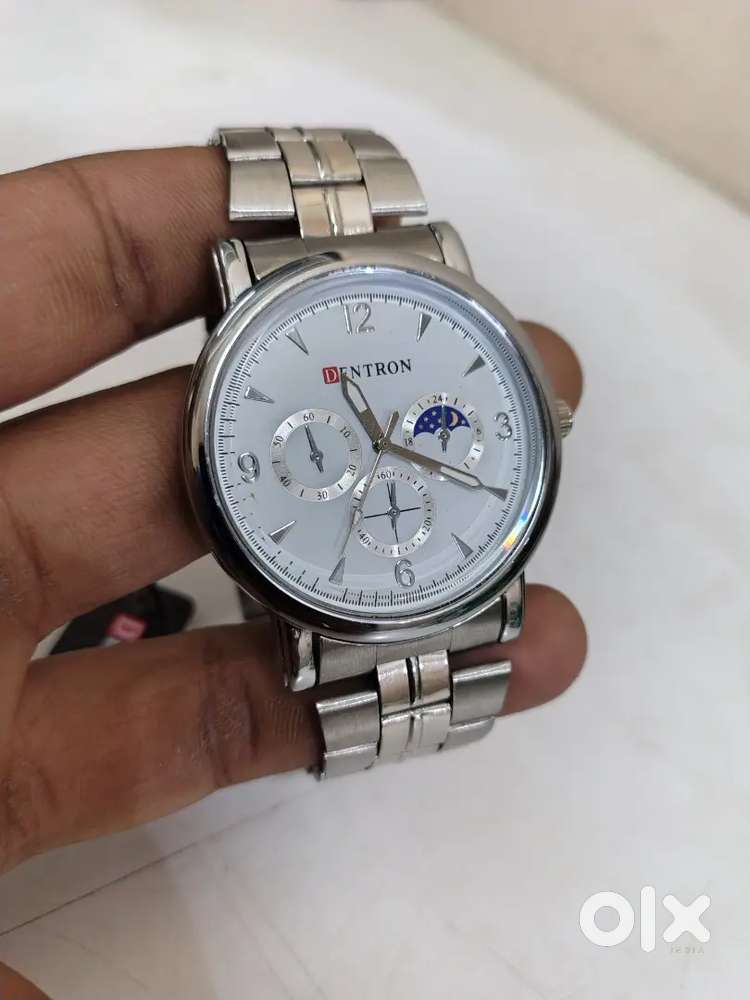 Men’s Silver Stainless Steel Analog Watch  New Condition