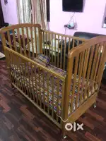Baby cradle, Italian wood with wheels and cotton mattresses