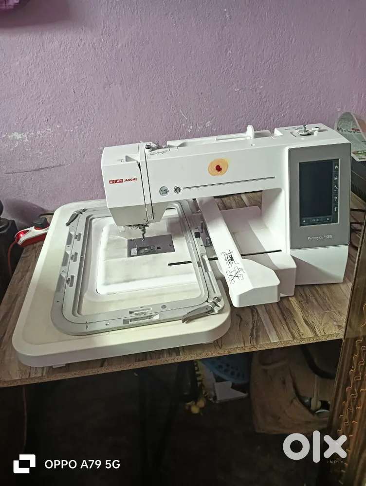 Computer embroidery machine