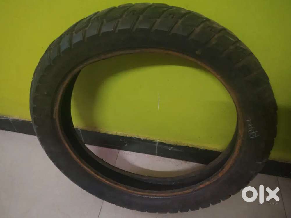 Thunderbird new tyre for sale.one month used. Only 1500