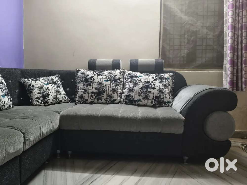 L shape 6 seater sofa (3 years old)