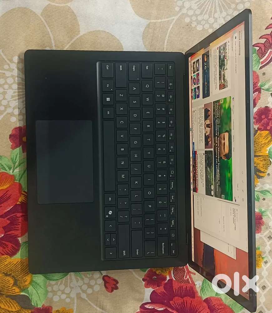 Surface Laptop 16 Core Intel Ultra 7 32GB 1 TB AI Business PC