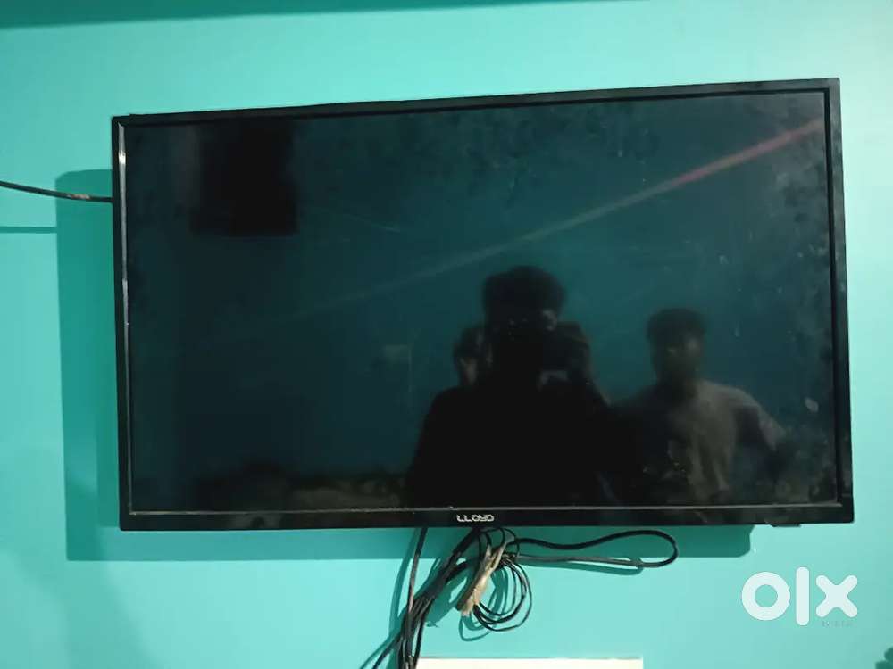 Lloyd tv  32 inch