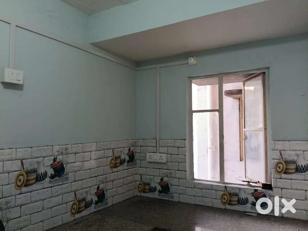 1 room , hall , kichen , bathroom, balcony