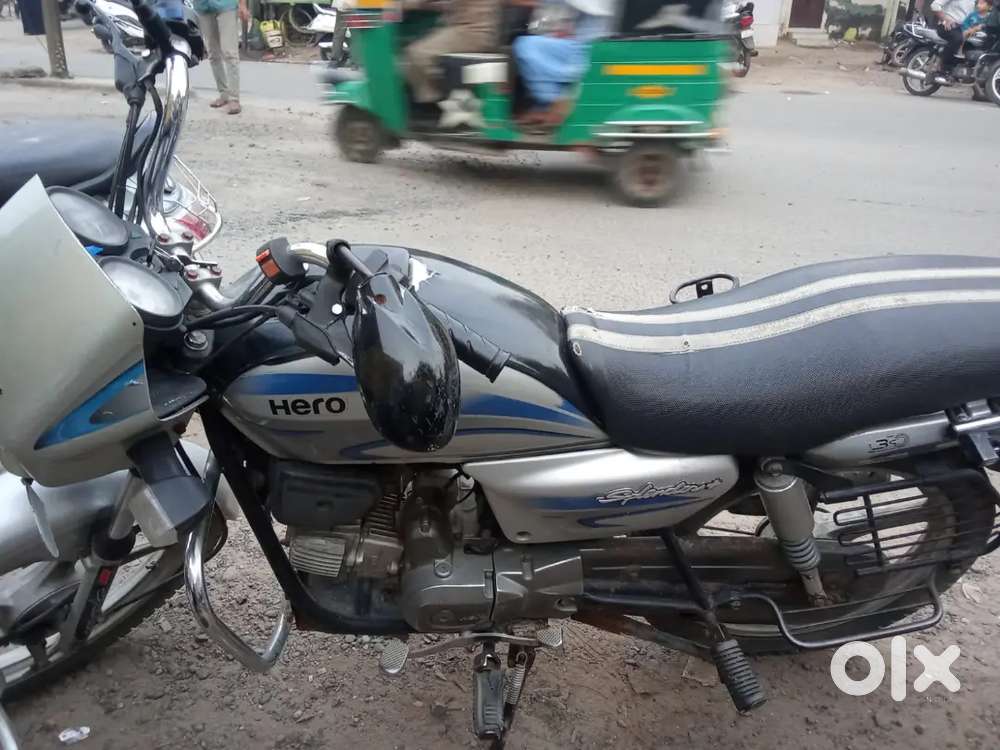Splendor plus 2017 -18 good conditions, compny fitted,koi kharcho nthi