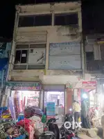 Main market area shop available