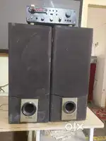 AMPLIFIER AND TWO SPEAKERS BOX
