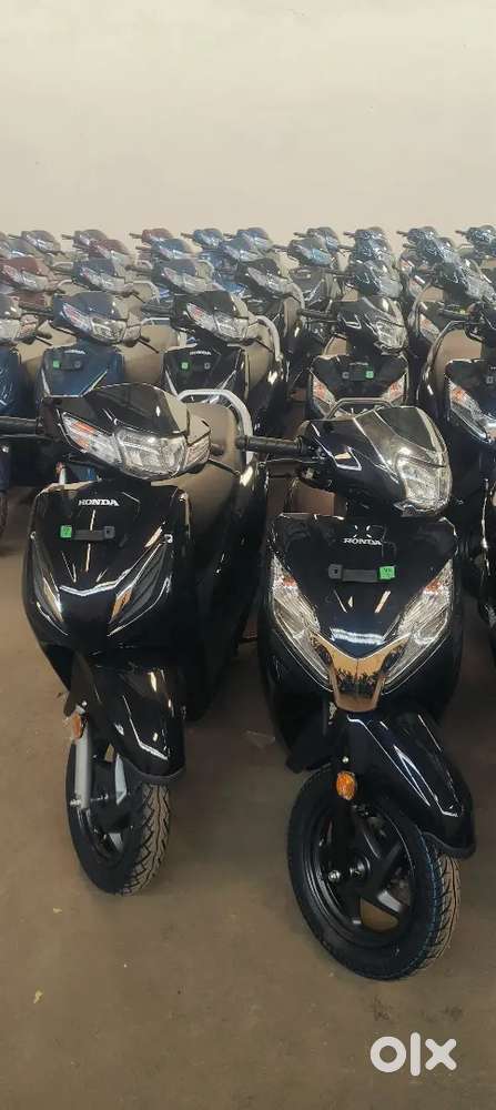 NEW ACTIVA DOWN PAYMENT 9000/FREE HELMET.