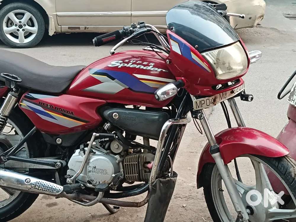 Good condition gaadi h engine m koi dikkat nhi h