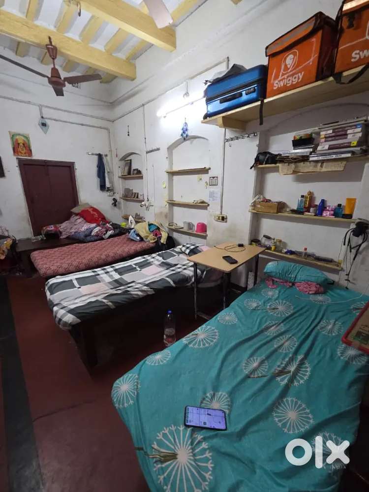 PG FOR MALE IN CENTRAL KOLKATA NEAR COLLEGE STREET AREA