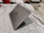 Macbook pro M2