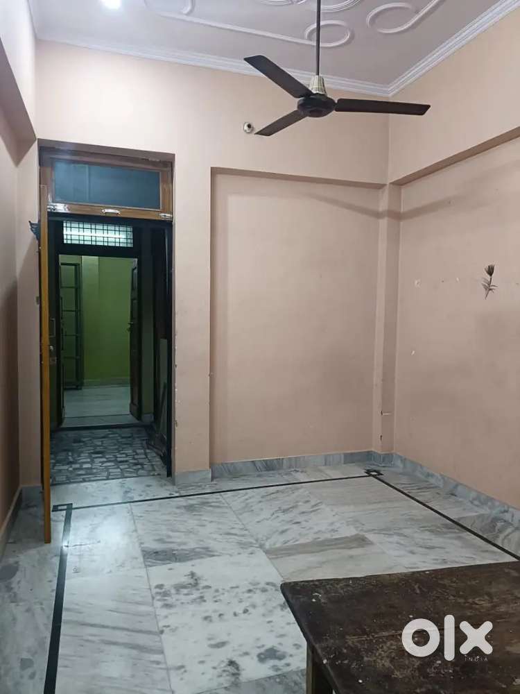Kydganj room for rent