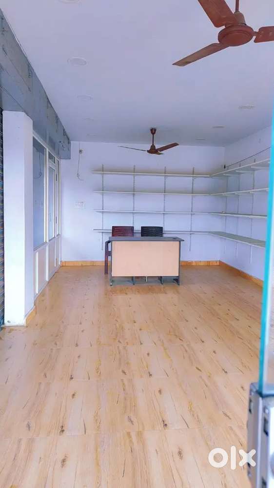 Shope available for rent