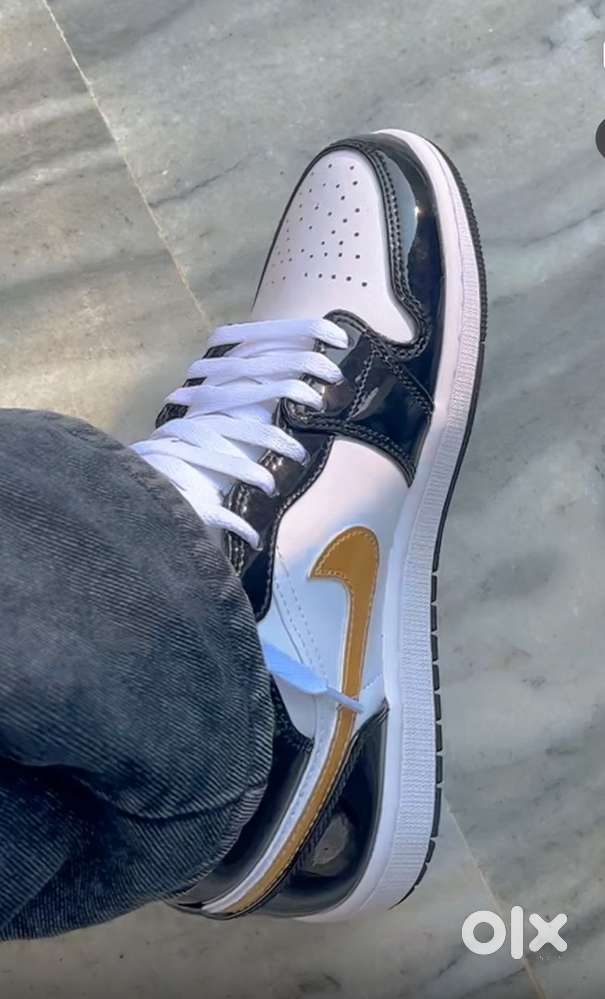 Nike jordans
