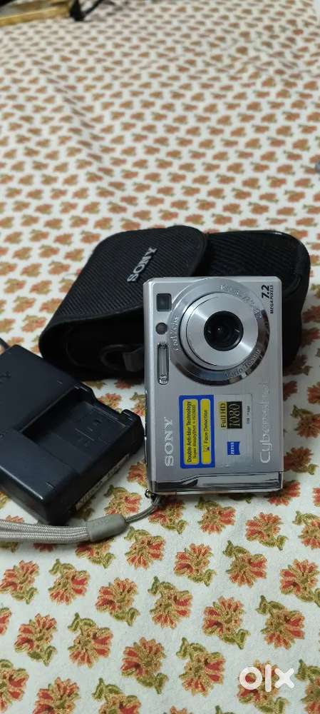 Sony cybershot DSC-W80 Digital camera