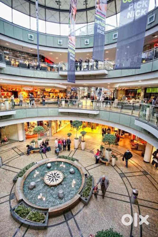 female Bharti fresher in mall Job available**