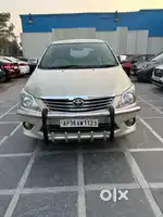 Toyota Innova 2.5 VX 8 STR, 2013, Diesel