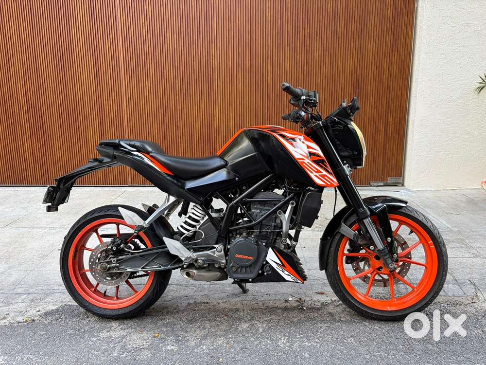 Ktm duke 125 cc abs bs4 model