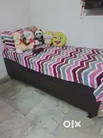 Dewaan bed 6*3