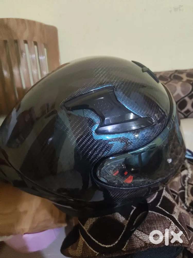 Axor carbon helmet