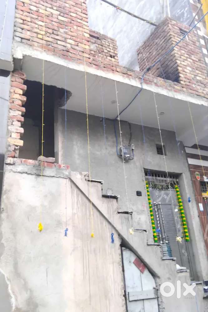 35 Gaj plot full house sale