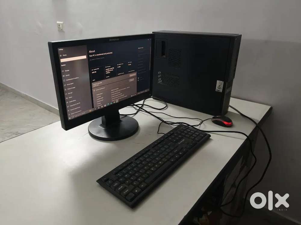 HP I5 Desk Top with SSD and Monitor