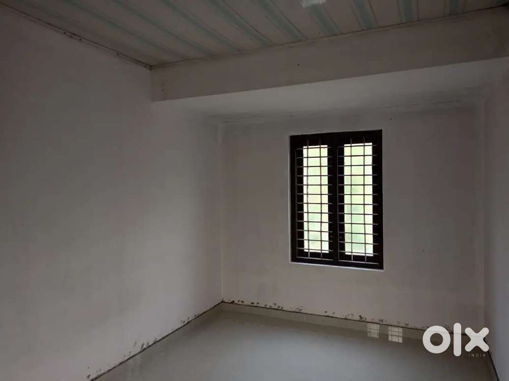 5.5 സെന്റ് സ്ഥലവും വീടും വിൽപ്പനയ്ക്ക്(തഴവ, കടത്തൂർ )