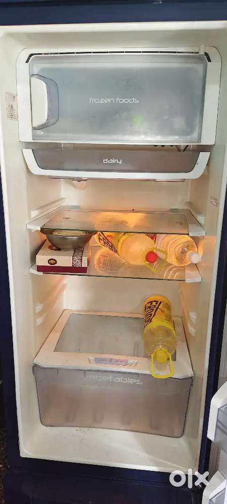 Urgent sale karna hai fridge 2 years use