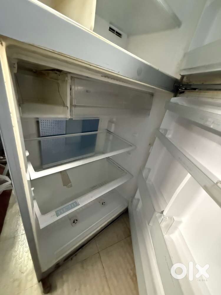 Hitachi imported fridge