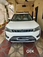 Xuv 300 W8 (0) topend diesel