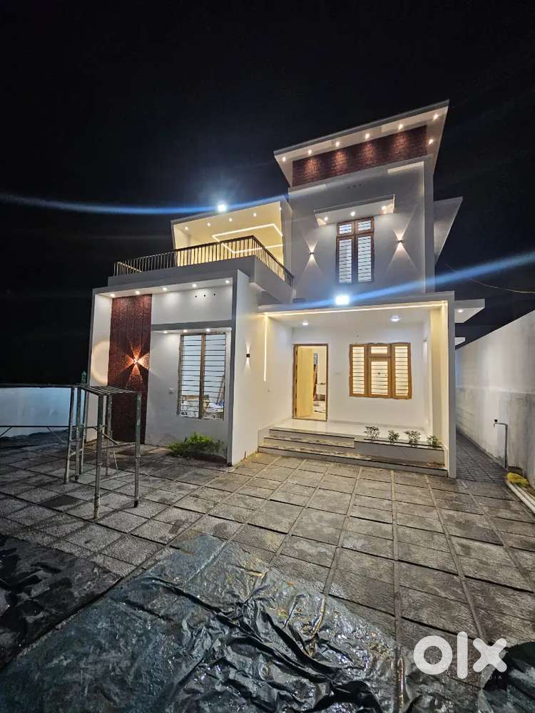 New house for sale Kazhakoottam Panimoola