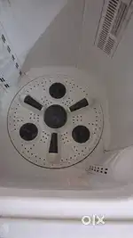 Semi automatic 9.5 kg washing machine