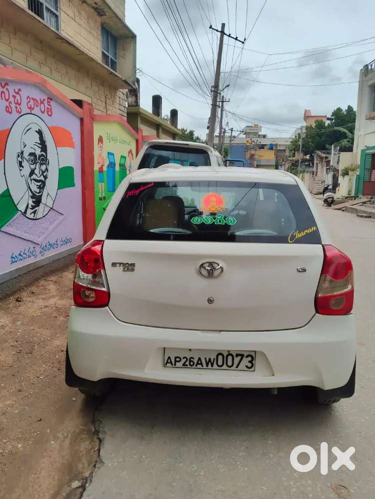 Toyota Etios Liva 2013