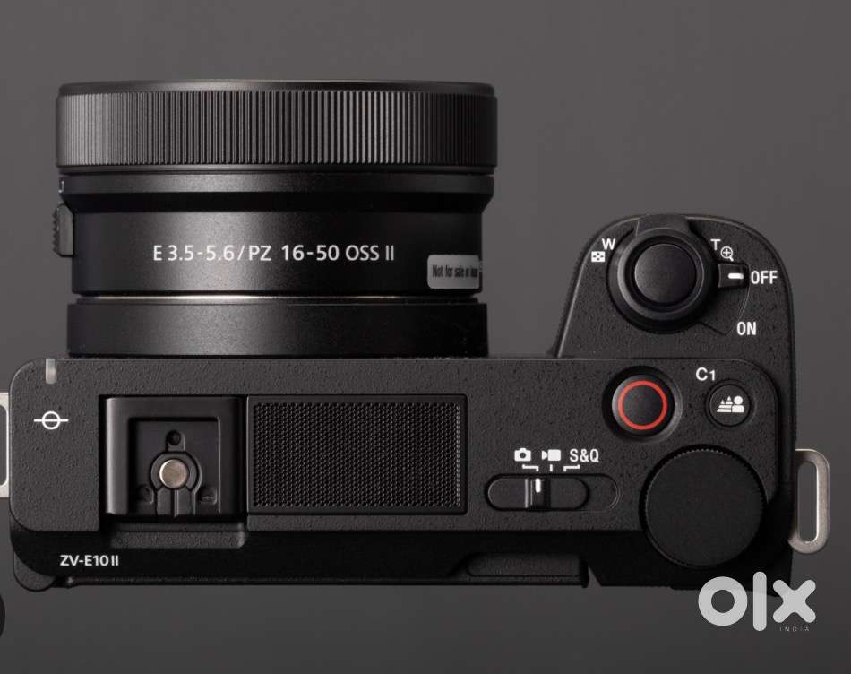 SONY ALPHA ZV E10 MARK 2 ( 1 month old )