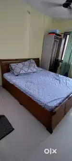 King size bed on sale at cheap price
