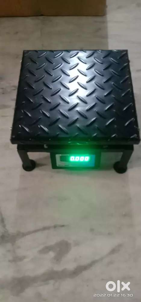 Electronic weighing balance