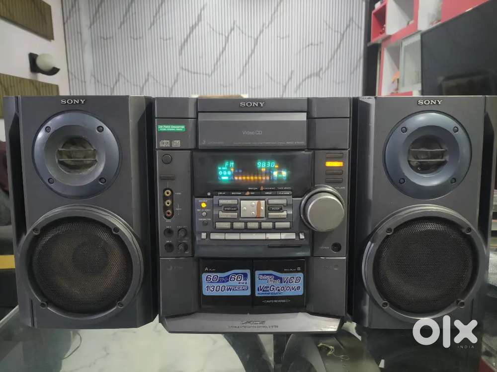 Sony music system 1300 watts with remote bluetooth aux radio working