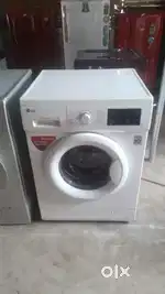 Front door washig meachine avilable