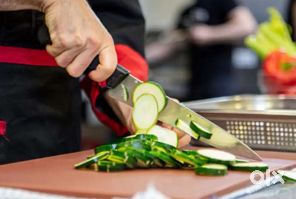 Required :- K.Helper // Helper// Waiter, Steward, Service Boy Chayiye