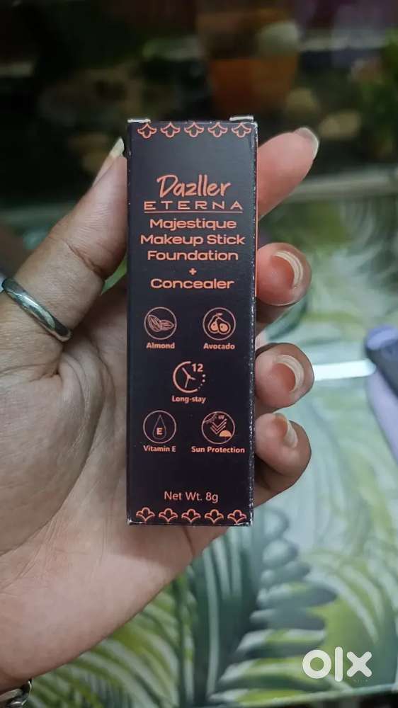 Foundation + concealer