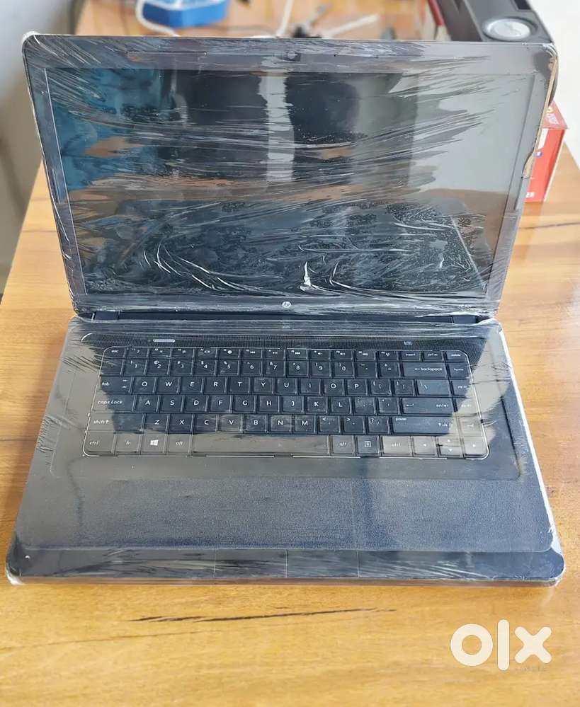 HP Intel Core i3-5th Gen 4/500GB HHD