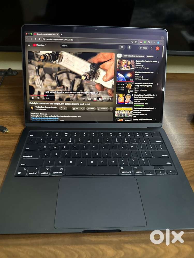 Apple Macbook Air M2 16GB/256GB