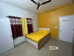 Furnished boys pg at makarpura