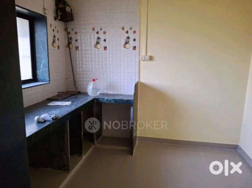 PG sharing room 3k pr Mont 5k adwance