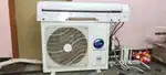 Lloyd AC 2 ton