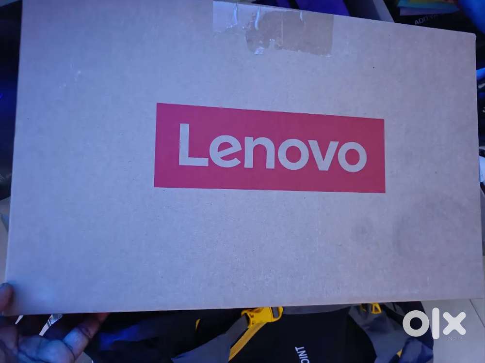 Lenovo laptop AMD Athleon silver,8GB Ram,512 SSD.
