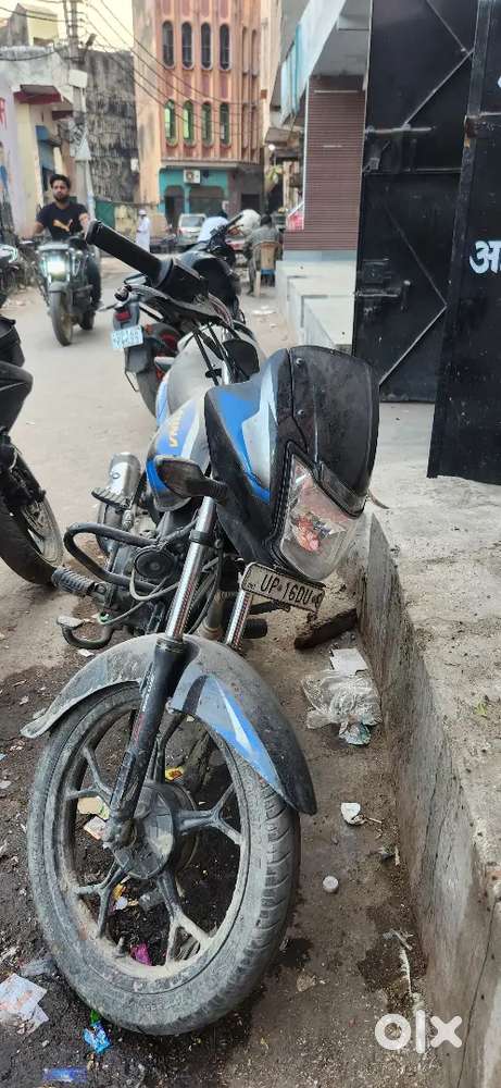 Exchange 250 cc bike avereything is okk mint condition 29000 running