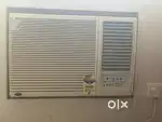  Carrier Air Conditioner for Sale – Excellent Condition! ️