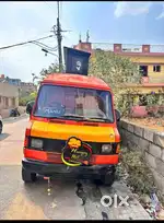 Force TT Tempo traveller Food Truck