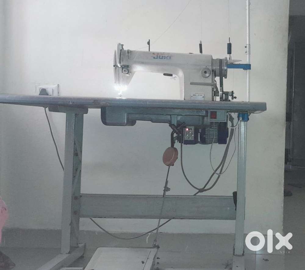 Electronic Sewing Machine